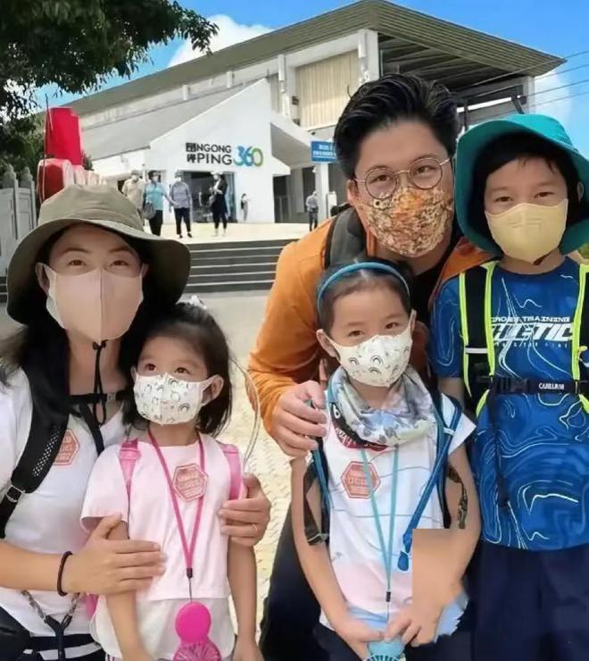 顿饭三千多超难约内景曝光低调奢华AG真人郭晶晶凤临阁为长女庆生一(图11)