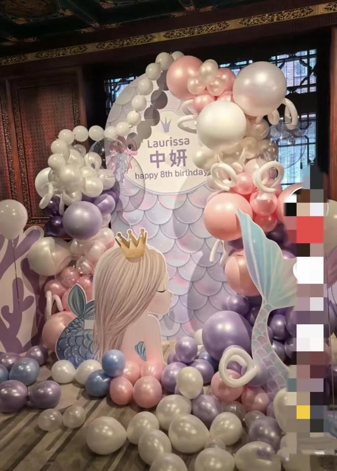 顿饭三千多超难约内景曝光低调奢华AG真人郭晶晶凤临阁为长女庆生一(图6)
