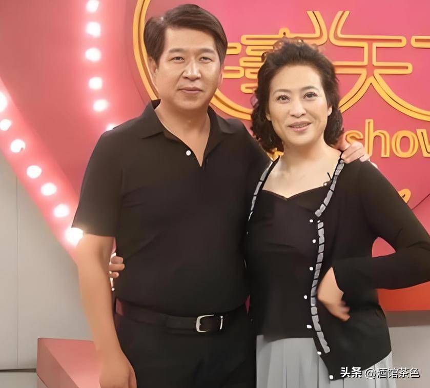 错在北京豪宅请客装修很有品味老公罕见亮相AG真人百家家乐APP67岁许娣近况不(图12)